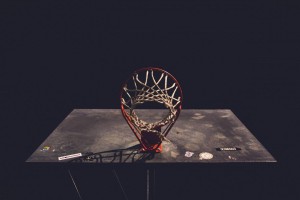 ng体育-赛后情书引风波 皇马更衣室暗流涌动 巴西帮团建难挽败局