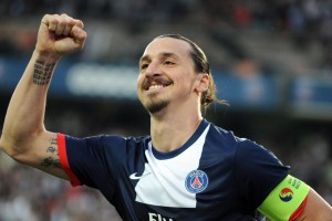 ng体育：每体十问拉波尔塔，诺坎普何时彻底完工？俱乐部债务如何清偿？