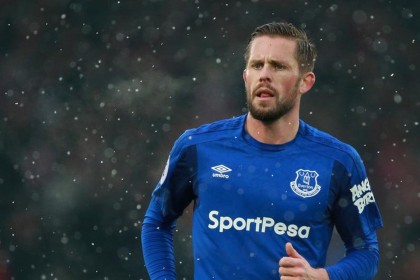 ng体育官网_红蓝军团陷入短暂低迷，关键战役能否成为巴萨止颓转折点？