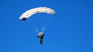 ng体育官网-里斯·詹姆斯传射建功闪耀诺丁汉，切尔西客场力克森林