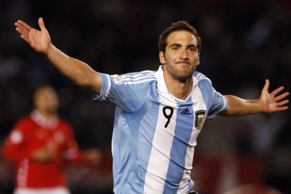 ng体育：曼城核心德布劳内遭遇重伤，磁共振扫描显示或将缺席关键赛程三个月